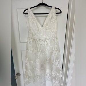 Elegant White Floral Lace Dress